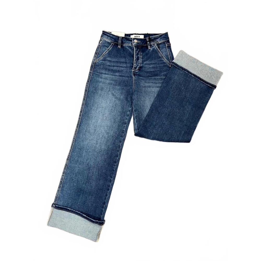 Wide Leg Blue Jeans